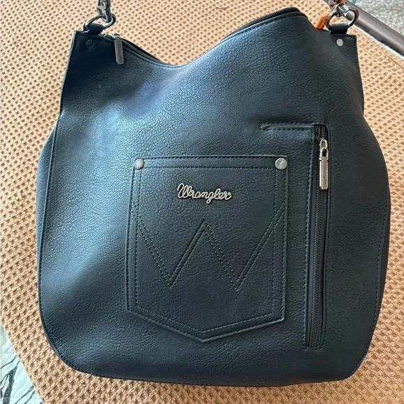 Wrangler Concealed Carry Purse - Picture 2 of 2